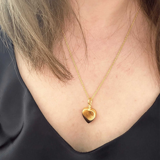 Heart Urn Jewellery Necklace Gold 9K - Ashes Jewellery AE