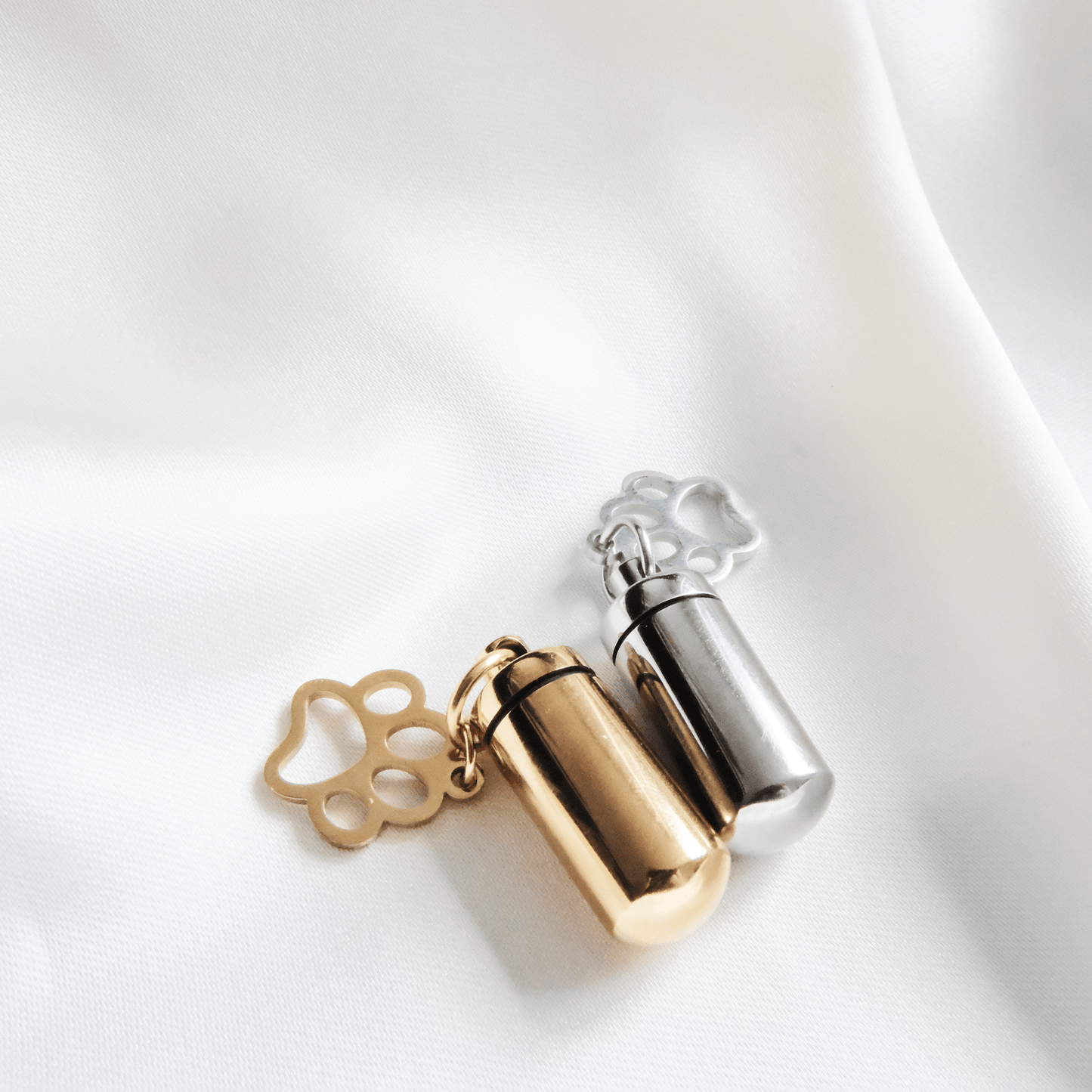 Silver Cylinder Pet Memorial Jewellery with Paw Print - Ashes Jewellery AE