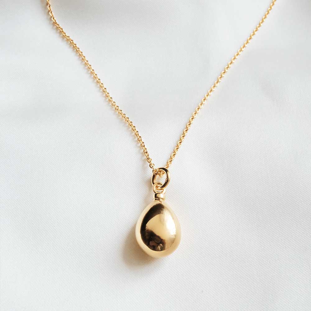 Teardrop Ashes Necklace in 18K Gold Plating – Keepsake Pendant - Ashes Jewellery AE
