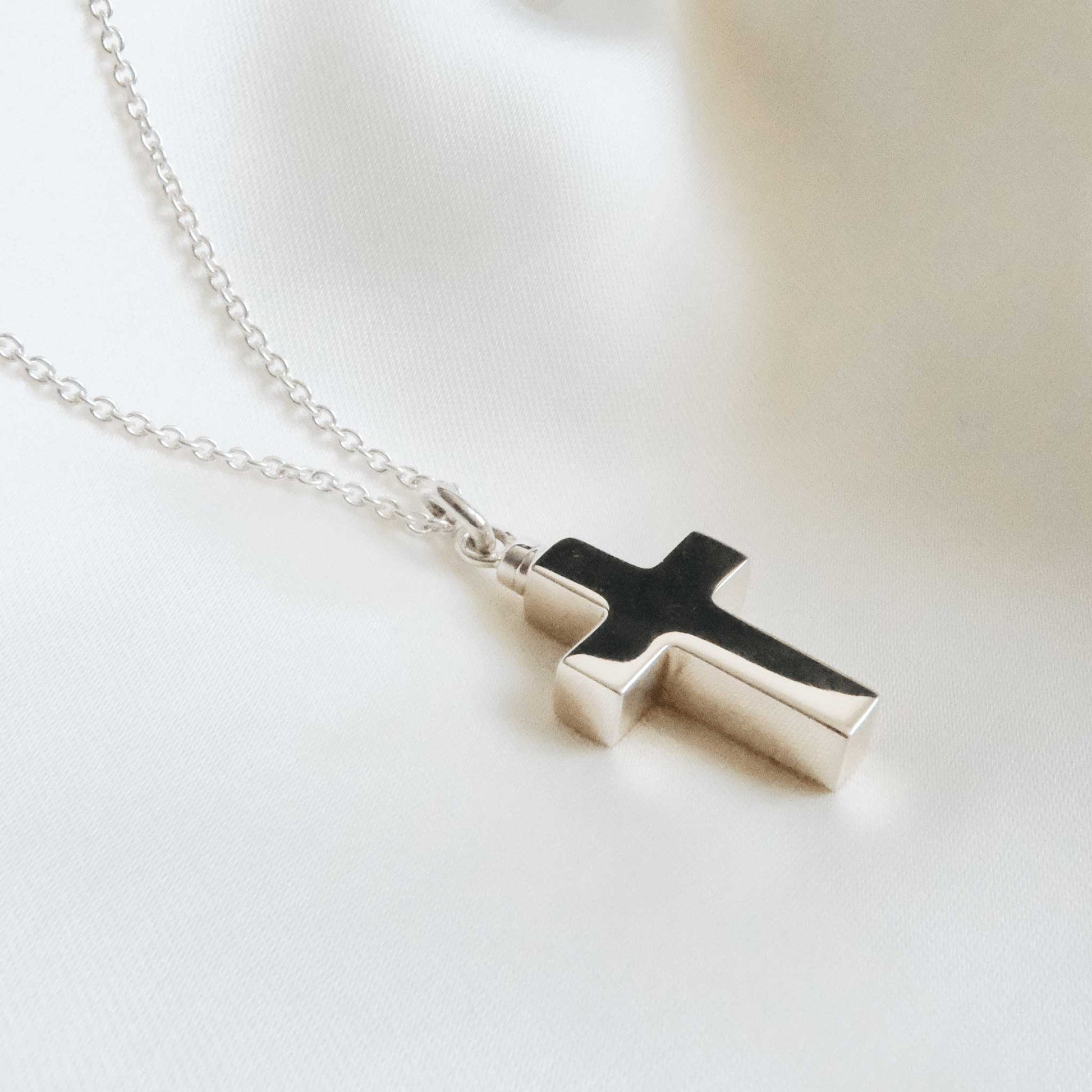 Ashes in to Jewellery Cross Sterling Silver - Ashes Jewellery AE