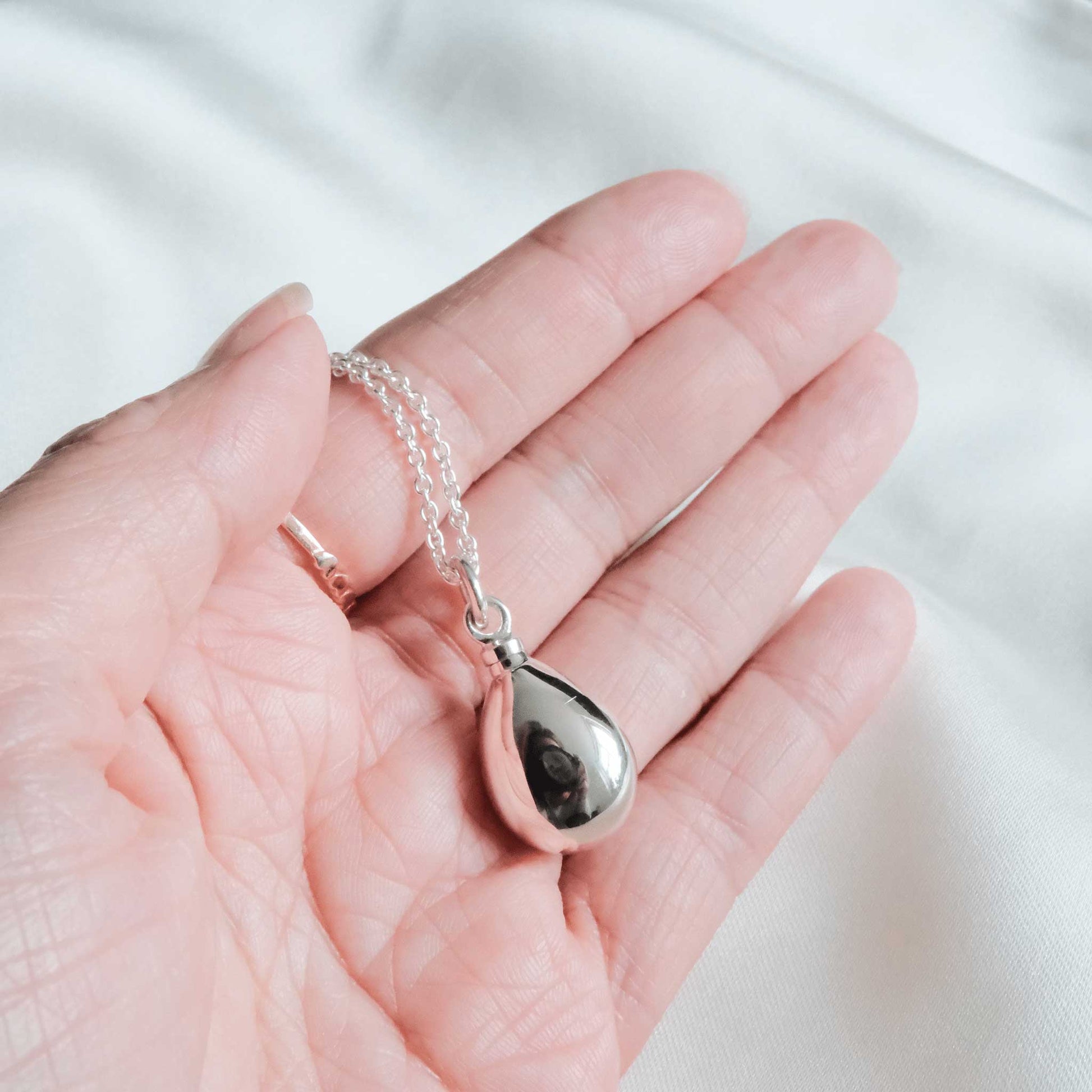 Ashes Jewellery Teardrop Necklace 925 Sterling Silver - Ashes Jewellery AE