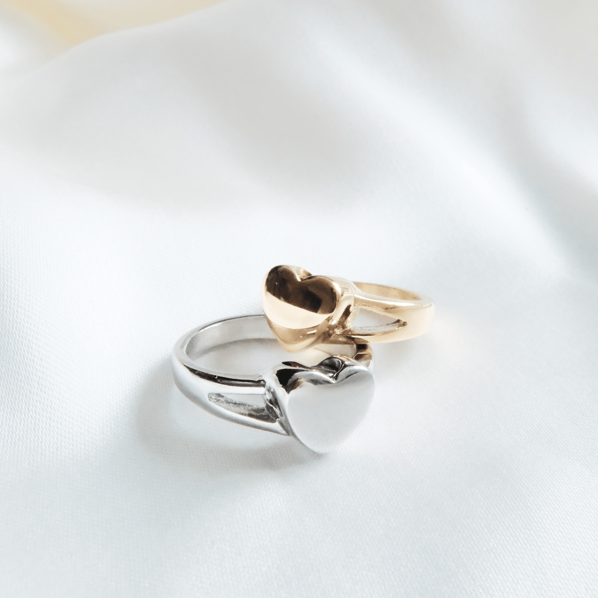 Ashes Ring Heart Stainless Steel Gold & Silver - Ashes Jewellery AE