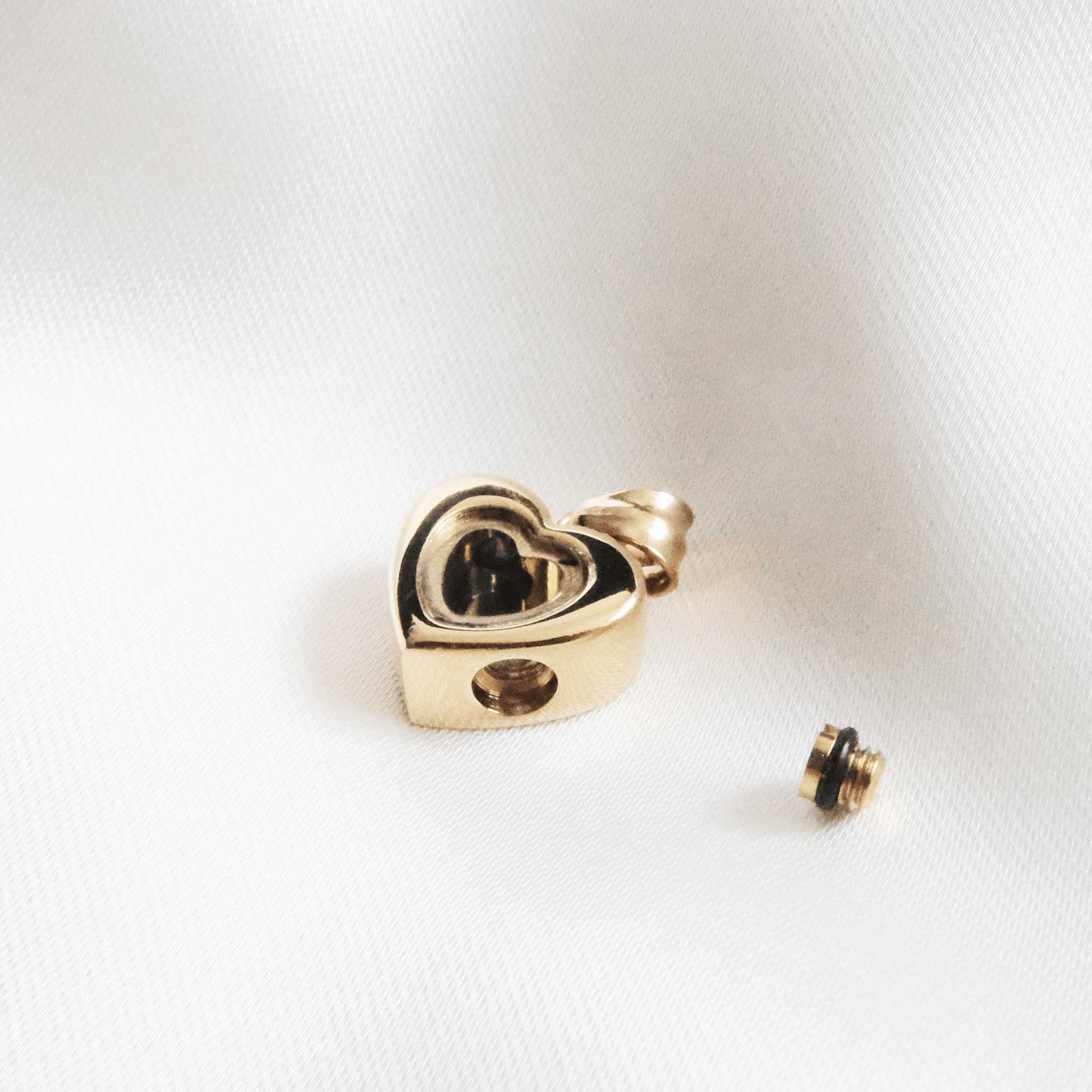Heart Ashes Necklace Gold Stainless Steel - Ashes Jewellery AE