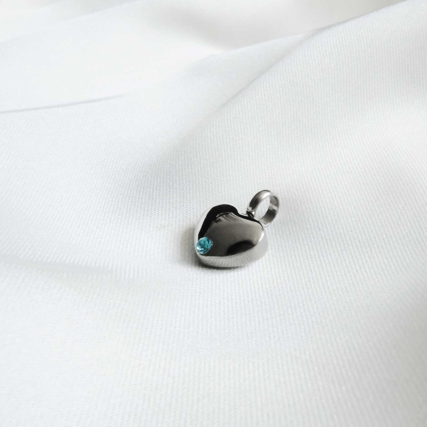 Silver Heart Urn Necklace with Green Stone Stainless Steel - Ashes Jewellery AE