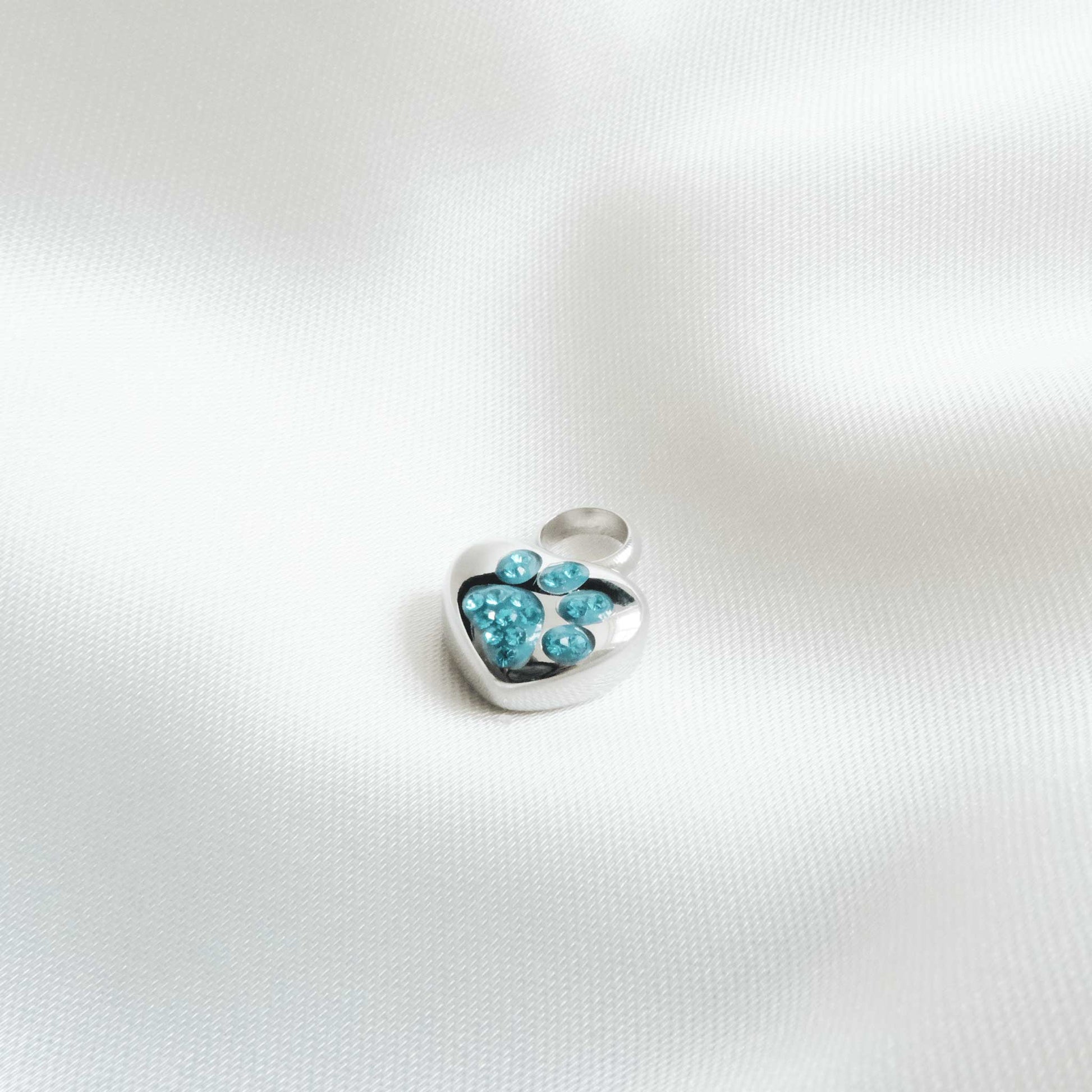 Small Heart & Paw Ashes Pendant – Beautiful Pet Ashes Jewellery with Blue Zircon Paw - Ashes Jewellery AE