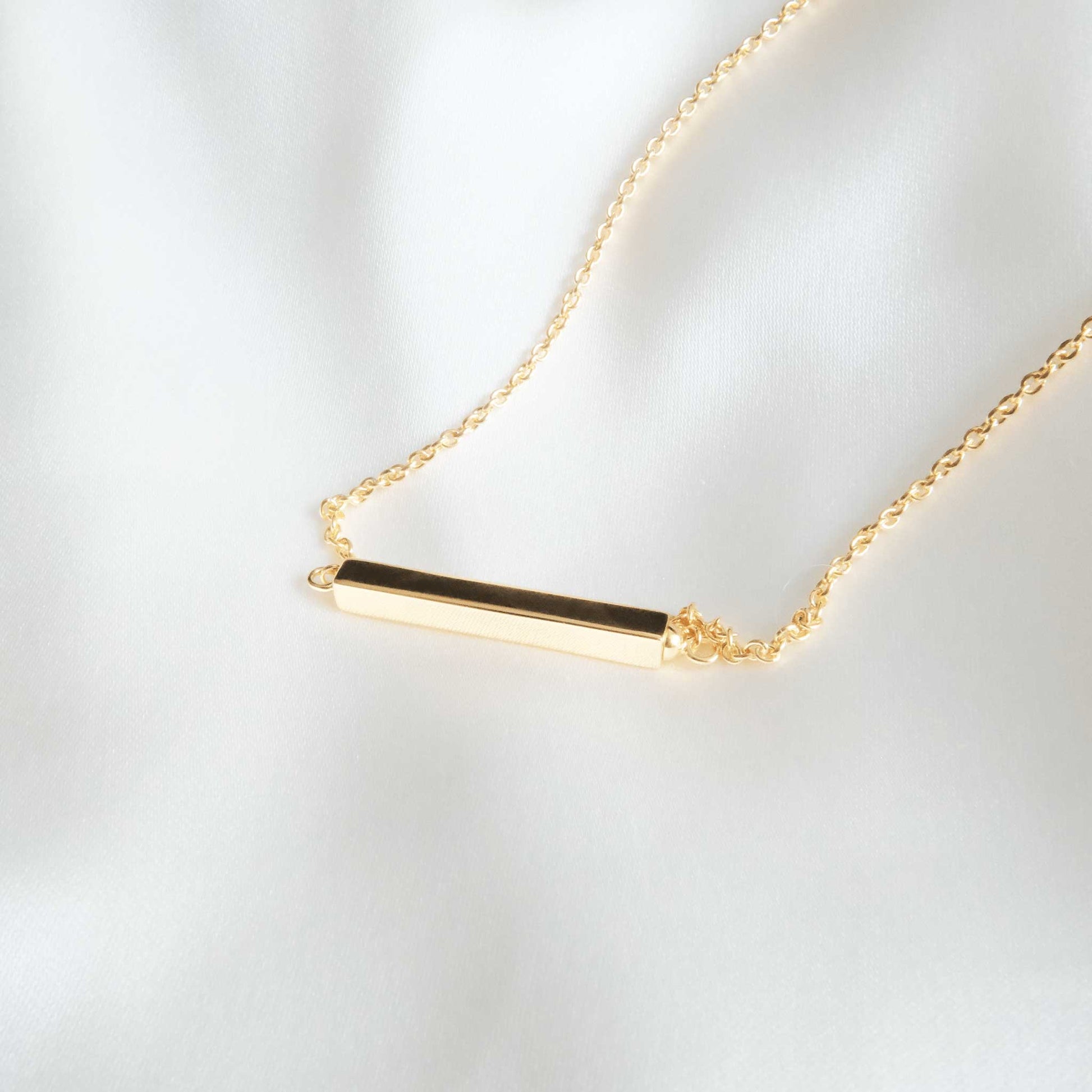 Urn Jewellery Necklace Horizontal Bar 18K Gold Plated - Ashes Jewellery AE